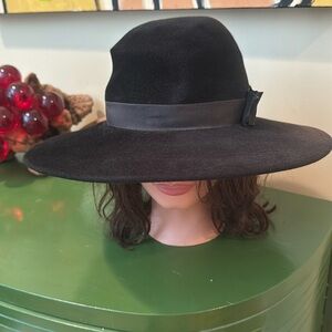 Peter Bettley London 100% black Rabbit fur hat